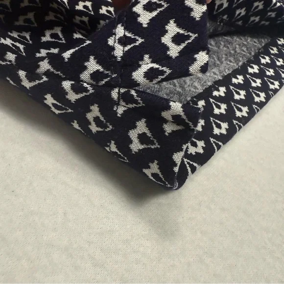 Ann Taylor Black and White Boxy V Neck Short Sleeve Top Size L #1854 - Picture 6 of 9